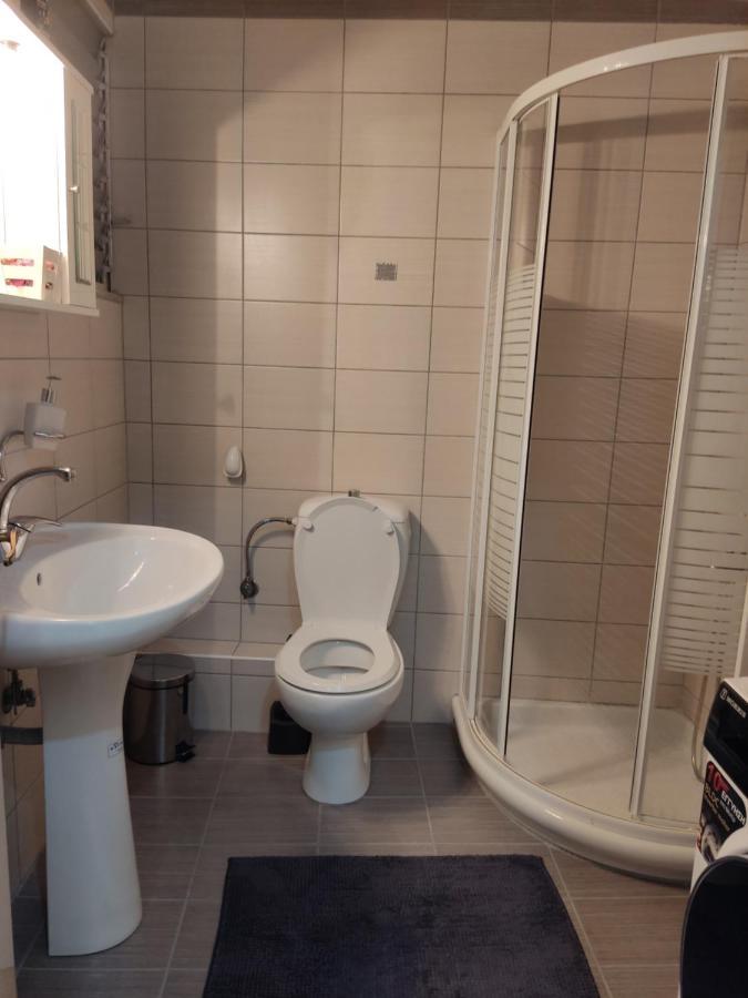 Andreou Apartment Ioannina Buitenkant foto